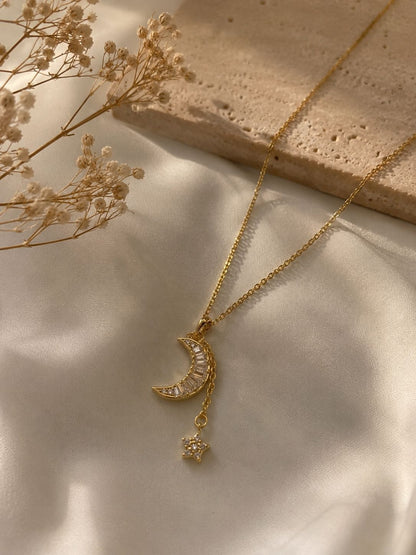 Moonlight necklace - Opalea Jewelry